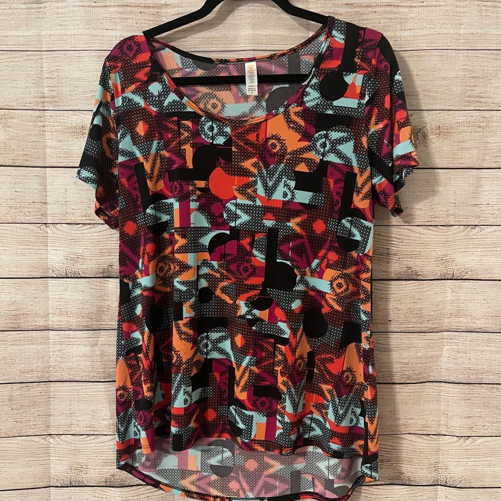 Lularoe Classic Tee